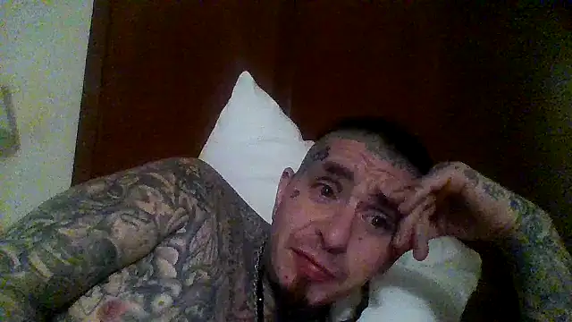 Snapshot of justthetip4209 chatting on 02-12-26, 02:22 justthetip4209 online show from 02-12-26, 02:22