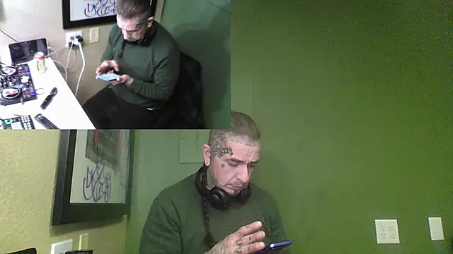 Snapshot of justthetip4209 chatting on 03-20-25, 02:51 justthetip4209 online show from 03-20-25, 02:51