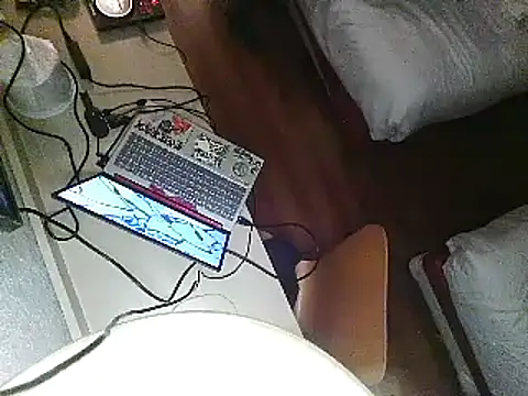 Snapshot of justthetip4209 chatting on 02-20-25, 07:41 justthetip4209 online show from 02-20-25, 07:41