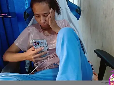 Danielagomez33 online show from 02-16-26, 12:37