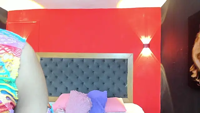 Snapshot of Charlot_Vega_ chatting on 10-24-25, 07:46 Charlot Vega online show from 10-24-25, 07:46