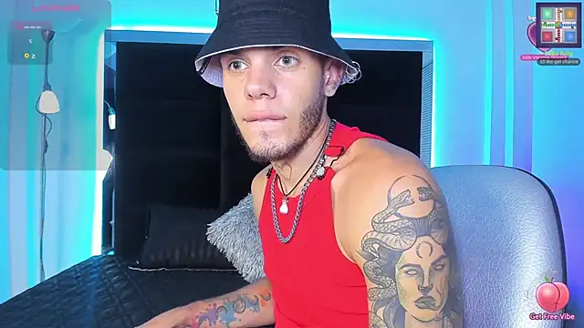 Snapshot of Marcus_Blaze chatting on 01-15-25, 07:55 Marcus Blaze online show from 01-15-25, 07:55