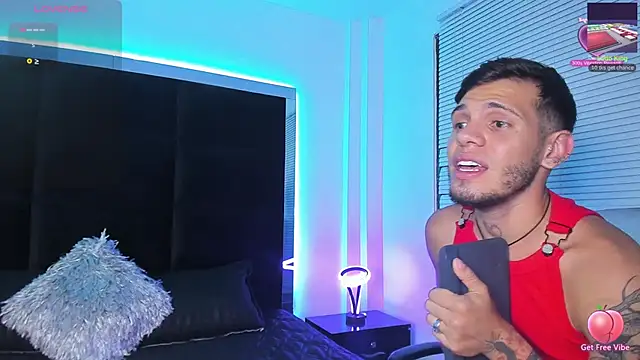 Snapshot of Marcus_Blaze chatting on 01-15-25, 10:57 Marcus Blaze online show from 01-15-25, 10:57