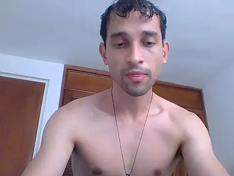 Snapshot of jovenvergonguapo09 chatting on 04-27-26, 06:28 jovenvergonguapo09 online show from 04-27-26, 06:28