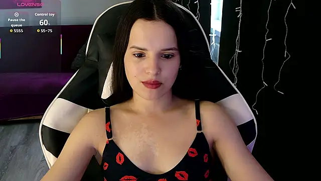 Harleen Moore online show from 07-22-26, 04:58