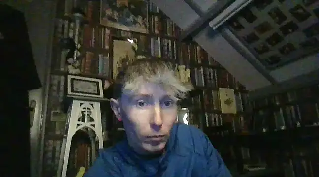 Snapshot of Slytherin-Boy009 chatting on 01-07-25, 05:20 Slytherin-Boy009 online show from 01-07-25, 05:20