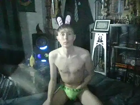 Snapshot of Slytherin-Boy009 chatting on 01-12-25, 08:36 Slytherin-Boy009 online show from 01-12-25, 08:36
