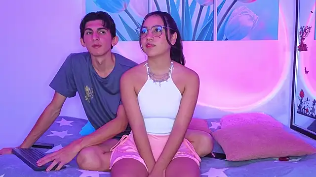 Ana and Leo online show from 11-29-25, 03:12