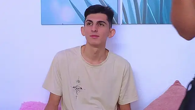 Ana and Leo online show from 12-05-25, 02:15