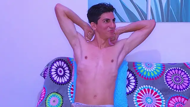 Ana and Leo online show from 01-07-26, 04:12