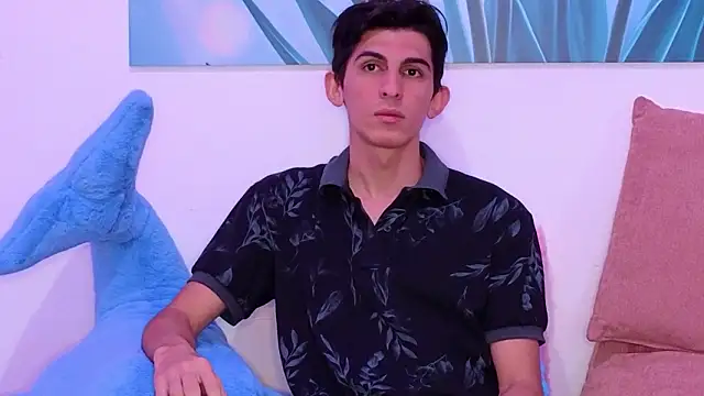 Ana and Leo online show from 02-10-26, 03:11