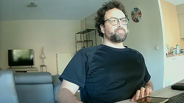 littlehairyman online show from 09-22-25, 07:14