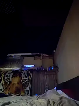 hesjustafriend online show from 01-10-25, 09:31