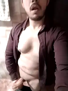 Snapshot of Man456545 chatting on 02-28-25, 06:32 Man456545 online show from 02-28-25, 06:32