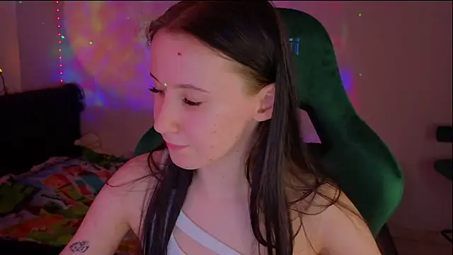 mon lola online show from 03-16-25, 05:28