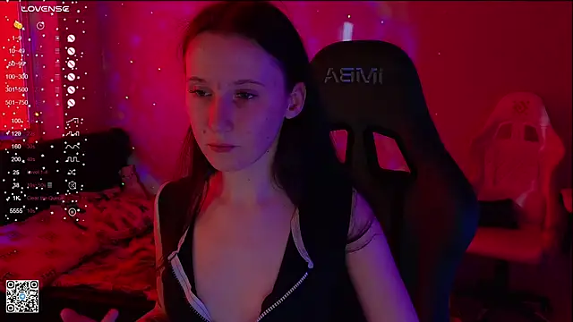 mon lola online show from 03-07-25, 05:29