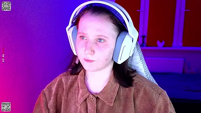 mon lola online show from 01-10-26, 03:51