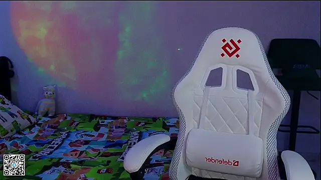 mon lola online show from 03-14-25, 05:24