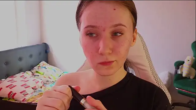 mon lola online show from 03-17-25, 07:35