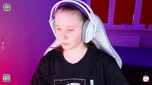 mon lola online show from 03-22-26, 04:52