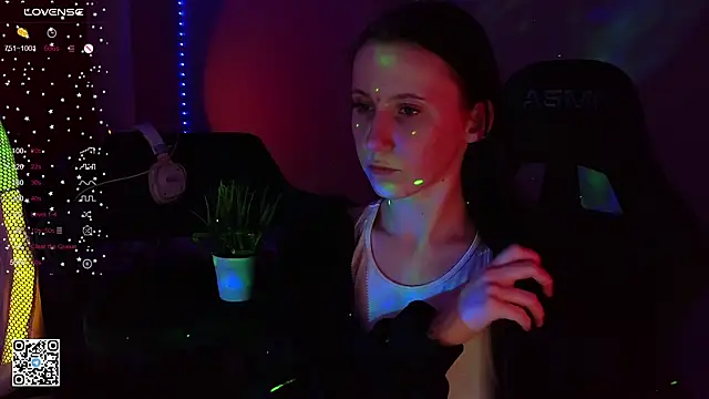 mon lola online show from 02-28-25, 06:09