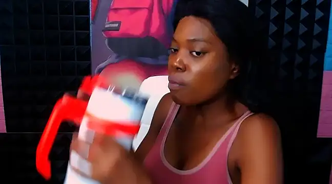 Snapshot of Ebonydivaxxx chatting on 02-26-25, 11:11 Ebonydivaxxx online show from 02-26-25, 11:11