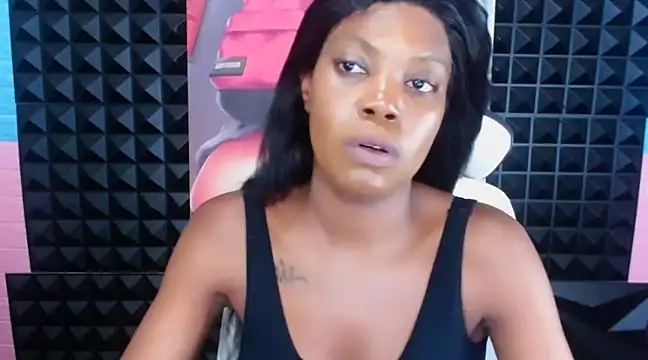 Snapshot of Ebonydivaxxx chatting on 02-13-25, 01:26 Ebonydivaxxx online show from 02-13-25, 01:26