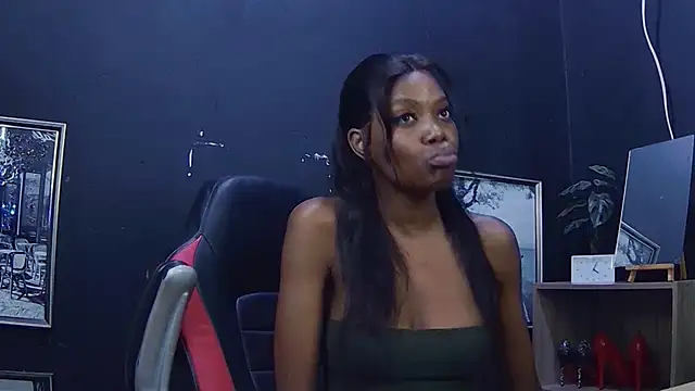 Snapshot of Ebonydivaxxx chatting on 09-25-25, 07:36 Ebonydivaxxx online show from 09-25-25, 07:36