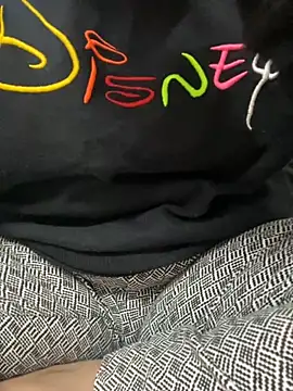 Red-Magic-25 online show from 11-16-25, 05:56