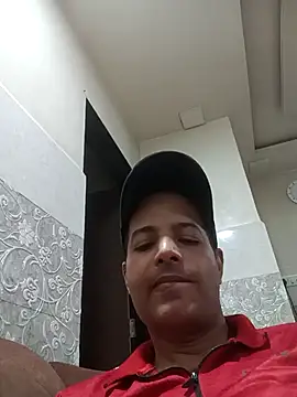 Snapshot of RohiniandJack chatting on 10-28-25, 01:54 RohiniandJack online show from 10-28-25, 01:54