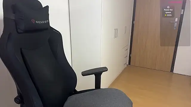 wannaseeyoursmile online show from 03-19-26, 04:56