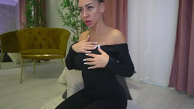 MyaBlack online show from 12-19-25, 05:10