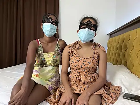 Tatoo girl online show from 03-09-25, 08:40