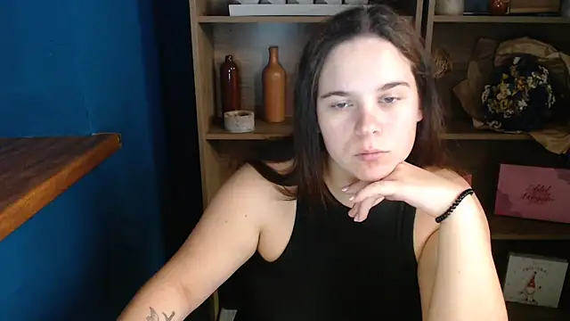Snapshot of mini_girly chatting on 09-30-25, 10:10 mini girly online show from 09-30-25, 10:10