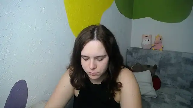 Snapshot of mini_girly chatting on 11-14-25, 02:32 mini girly online show from 11-14-25, 02:32