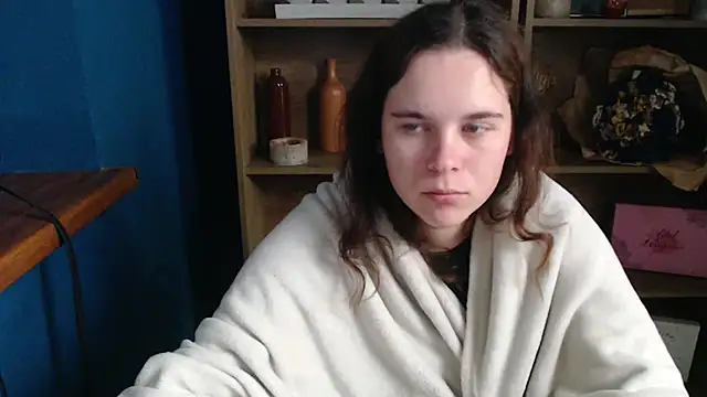 Snapshot of mini_girly chatting on 10-01-25, 06:40 mini girly online show from 10-01-25, 06:40