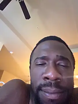 Snapshot of Naughtyhands242 chatting on 11-17-25, 08:02 Naughtyhands242 online show from 11-17-25, 08:02