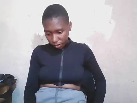 Snapshot of Hotdaily04 chatting on 05-20-26, 09:17 Hotdaily04 online show from 05-20-26, 09:17