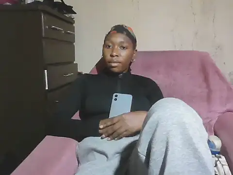 Snapshot of Hotdaily04 chatting on 09-29-25, 07:48 Hotdaily04 online show from 09-29-25, 07:48