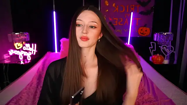 Marmeladkaaa online show from 10-31-25, 02:24