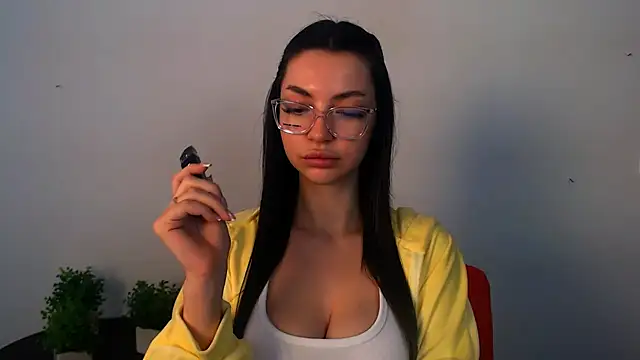 Snapshot of Lexi_Jous chatting on 05-04-26, 01:03 Lexi Jous online show from 05-04-26, 01:03