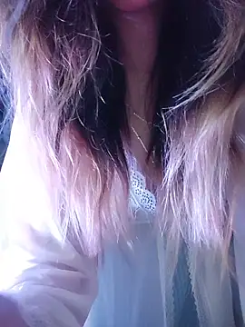 LoveFoxyQueen online show from 03-25-26, 08:52
