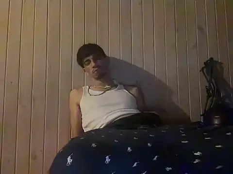 Snapshot of badboy366 chatting on 06-10-26, 03:41 badboy366 online show from 06-10-26, 03:41