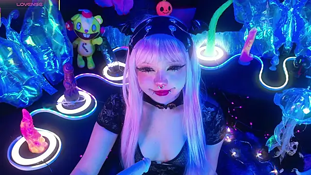 LaytonBox online show from 03-18-26, 03:03