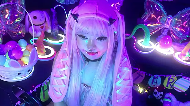 LaytonBox online show from 03-31-26, 03:03