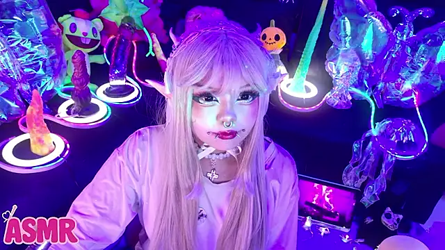 LaytonBox online show from 02-03-26, 01:49