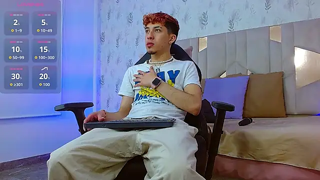 Axel tay online show from 10-04-25, 03:41