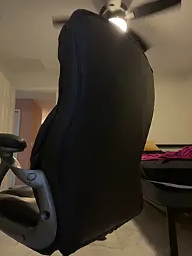 Snapshot of 32XRedBeard chatting on 10-11-25, 11:33 32XRedBeard online show from 10-11-25, 11:33