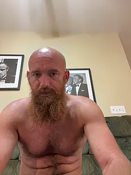 Snapshot of 32XRedBeard chatting on 05-10-26, 12:20 32XRedBeard online show from 05-10-26, 12:20