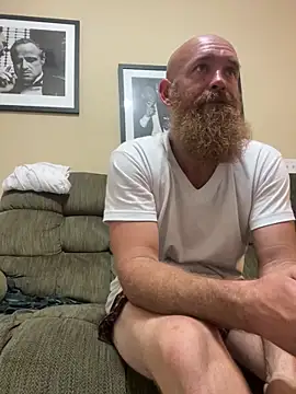 Snapshot of 32XRedBeard chatting on 05-01-26, 09:31 32XRedBeard online show from 05-01-26, 09:31